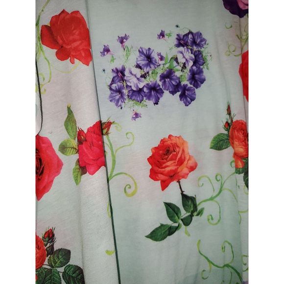 Cato Women's Plus Sized Top Spring & Summer Lightweight Floral Design 22/24 - Picture 9 of 10